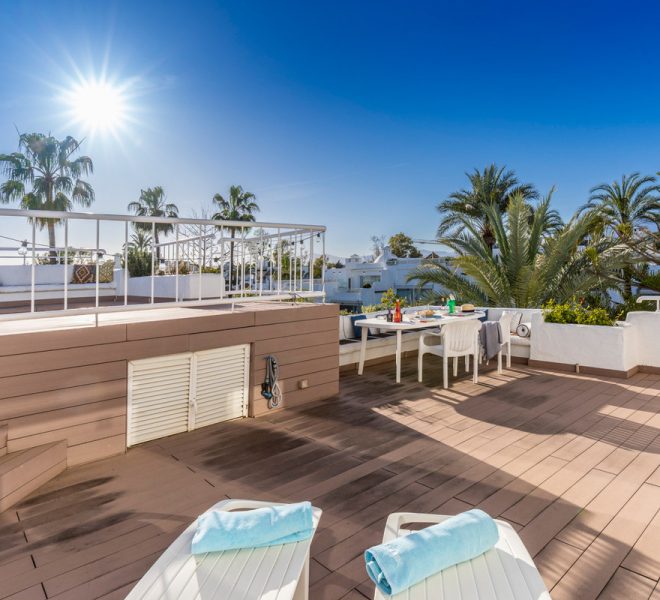 R5351149-Image 1-Penthouse Duplex - 4 Beds - 312 Built