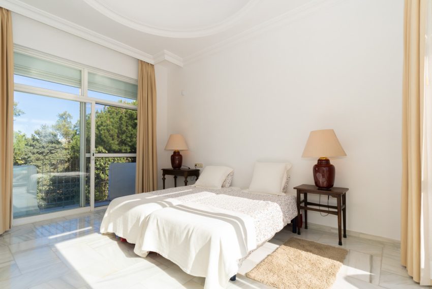 R5351149-Apartment-For-Sale-The-Golden-Mile-Penthouse-Duplex-4-Beds-312-Built-8