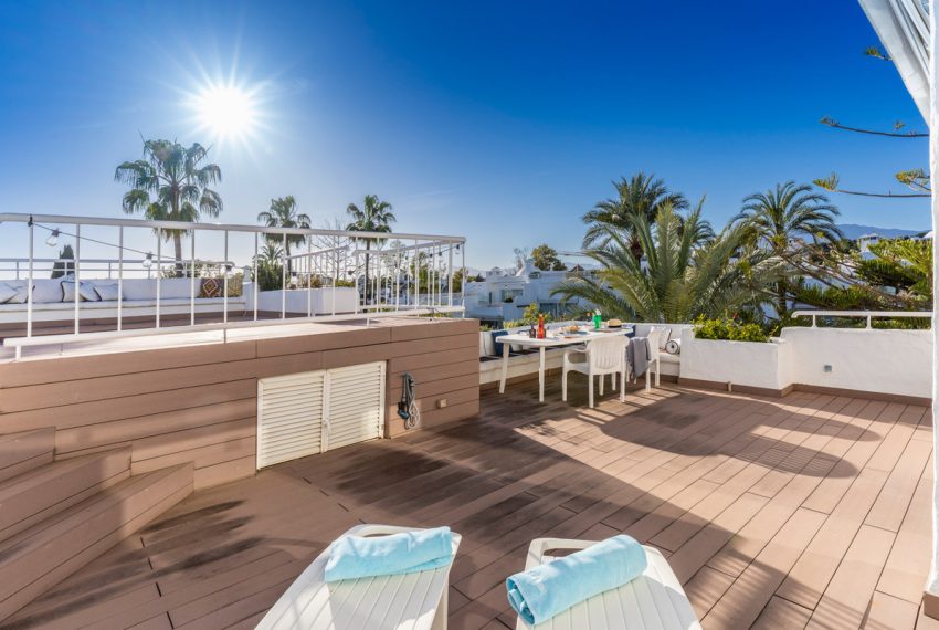 R5351149-Apartment-For-Sale-The-Golden-Mile-Penthouse-Duplex-4-Beds-312-Built