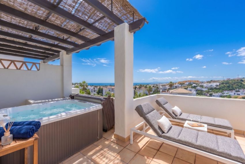 R5355286-Apartment-For-Sale-Estepona-Penthouse-2-Beds-95-Built