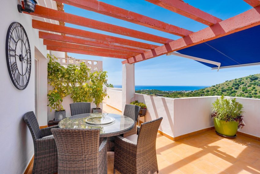 R5357239-Apartment-For-Sale-Calahonda-Penthouse-3-Beds-130-Built