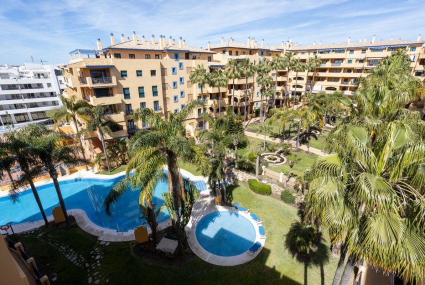 R5360602-Apartment-For-Sale-San-Pedro-de-Alcantara-Penthouse-3-Beds-144-Built-2