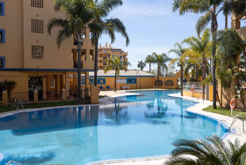 R5360602-Apartment-For-Sale-San-Pedro-de-Alcantara-Penthouse-3-Beds-144-Built