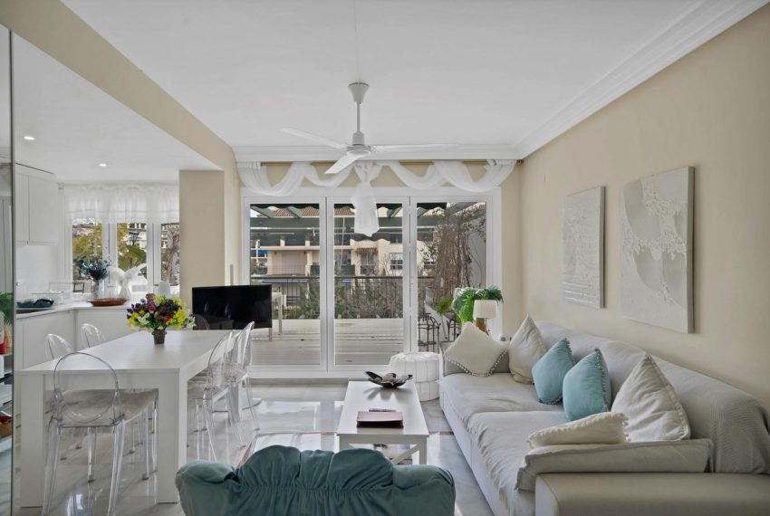 R5364034-Apartment-For-Sale-Marbella-Penthouse-2-Beds-72-Built
