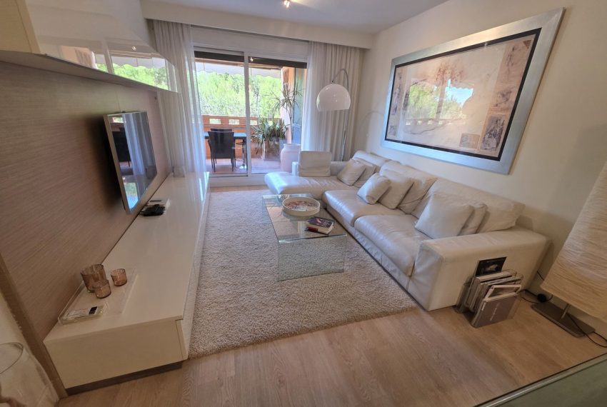 R5371831-Apartment-For-Sale-The-Golden-Mile-Middle-Floor-Apartment-3-Beds-128-Built-2