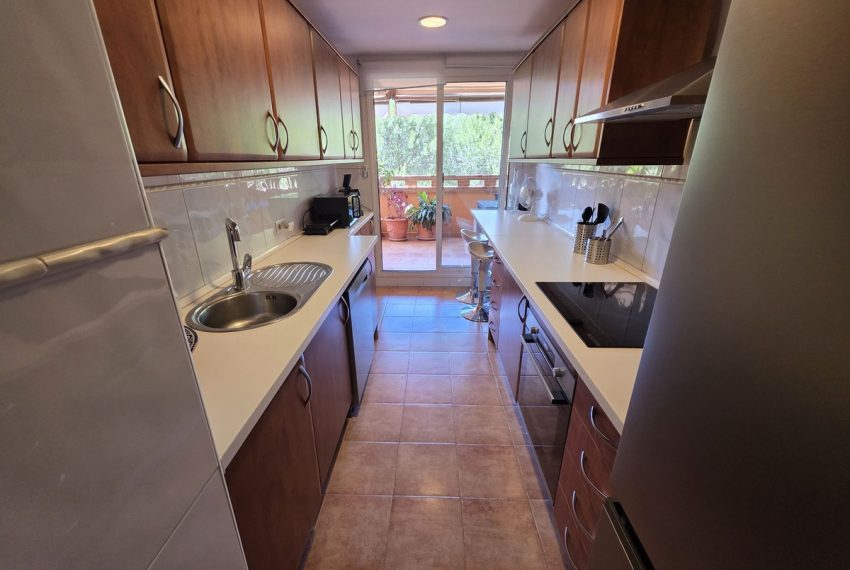 R5371831-Apartment-For-Sale-The-Golden-Mile-Middle-Floor-Apartment-3-Beds-128-Built-3