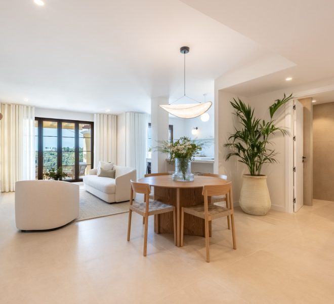 R5378158-Image 1-Penthouse - 3 Beds - 131 Built