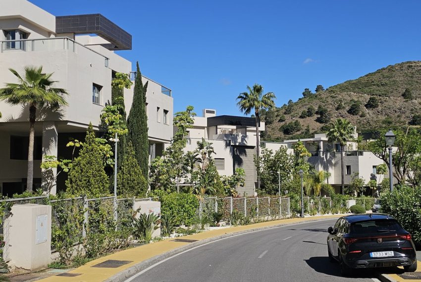 R5380996-Apartment-For-Sale-Benahavis-Middle-Floor-Apartment-3-Beds-150-Built-1