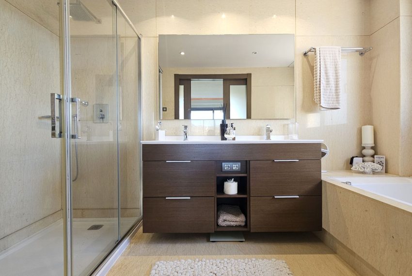 R5380996-Apartment-For-Sale-Benahavis-Middle-Floor-Apartment-3-Beds-150-Built-12