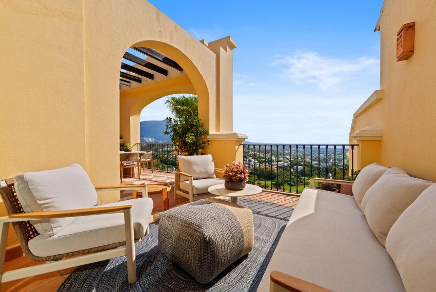 R5382919-Apartment-For-Sale-Benahavis-Penthouse-3-Beds-124-Built-2