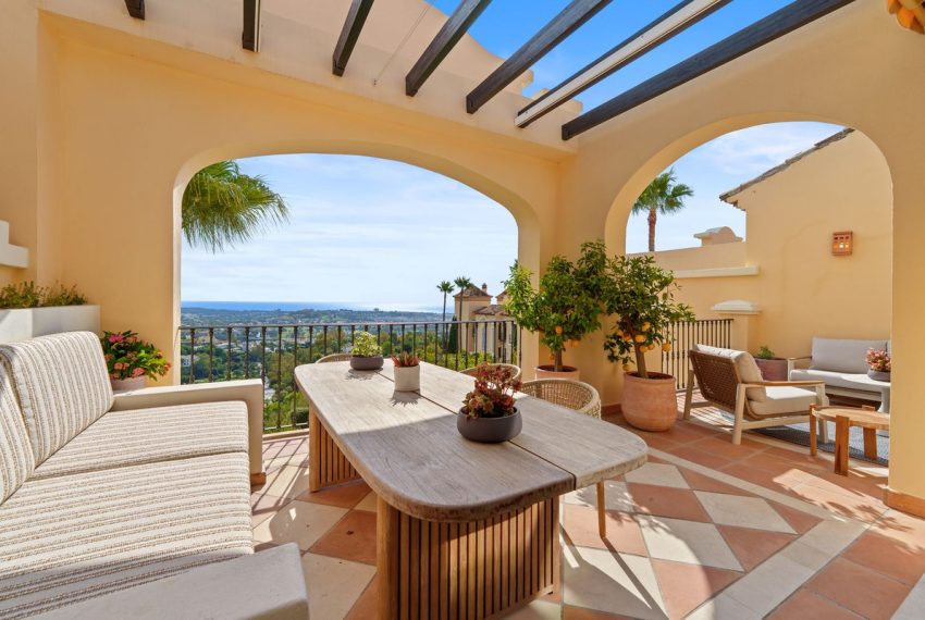 R5382919-Apartment-For-Sale-Benahavis-Penthouse-3-Beds-124-Built