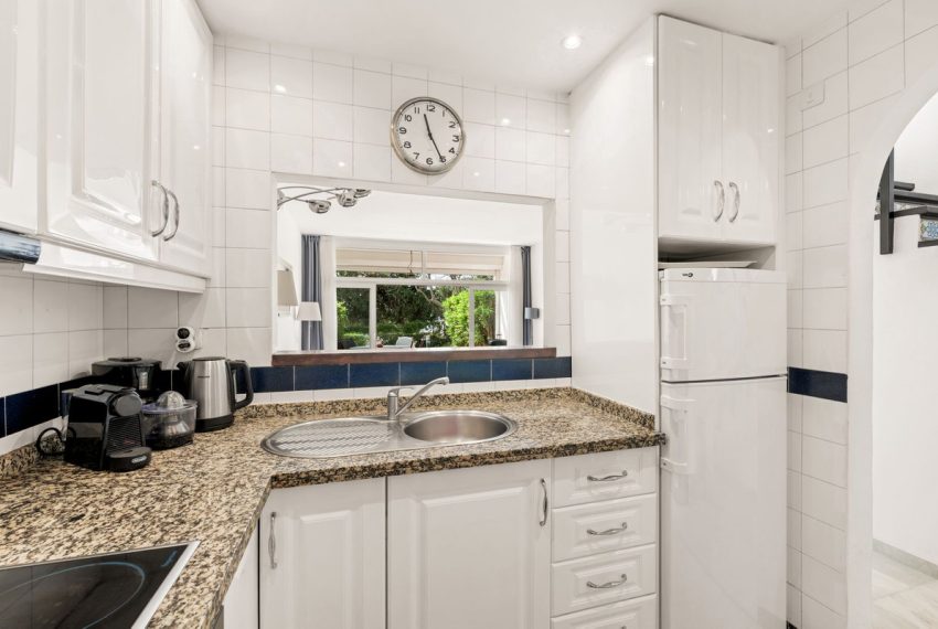 R5386912-House-For-Sale-Aloha-Townhouse-2-Beds-142-Built-11