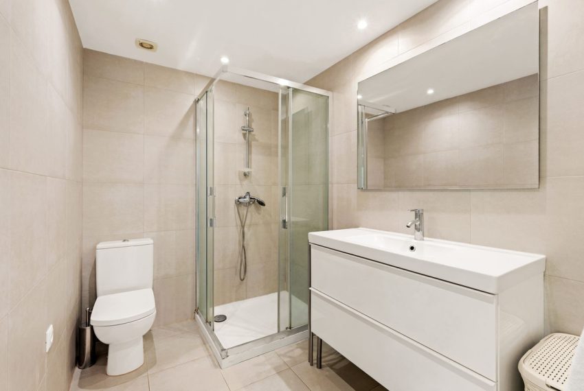 R5386912-House-For-Sale-Aloha-Townhouse-2-Beds-142-Built-14