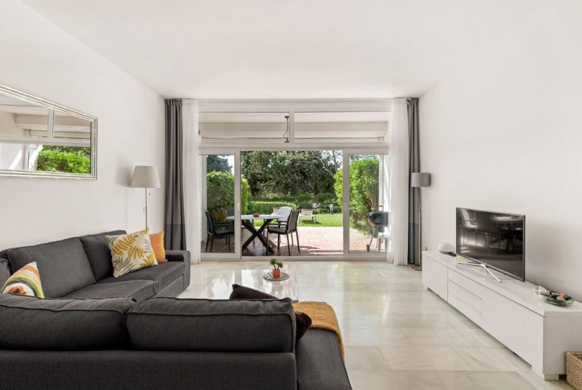 R5386912-House-For-Sale-Aloha-Townhouse-2-Beds-142-Built-4