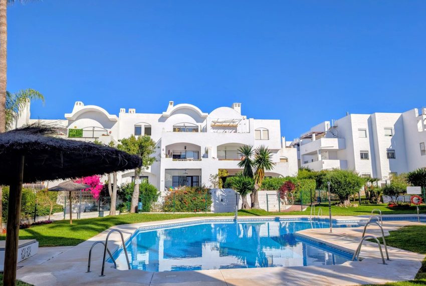R5390683-Apartment-For-Sale-New-Golden-Mile-Penthouse-3-Beds-90-Built-3