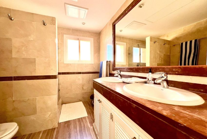 R5391745-Apartment-For-Sale-Marbella-Penthouse-4-Beds-470-Built-8