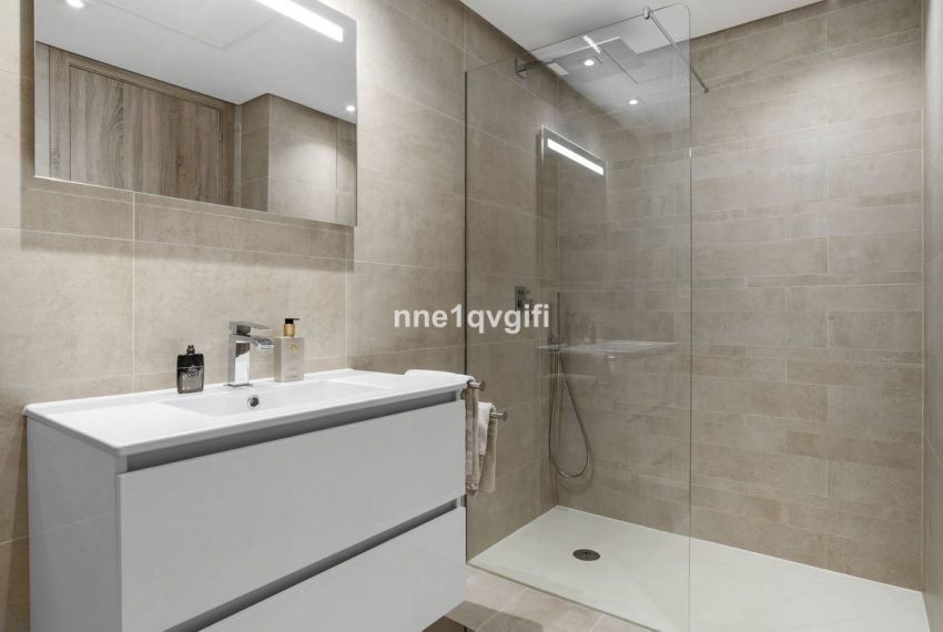 R5392423-Apartment-For-Sale-Benahavis-Ground-Floor-Apartment-3-Beds-117-Built-18
