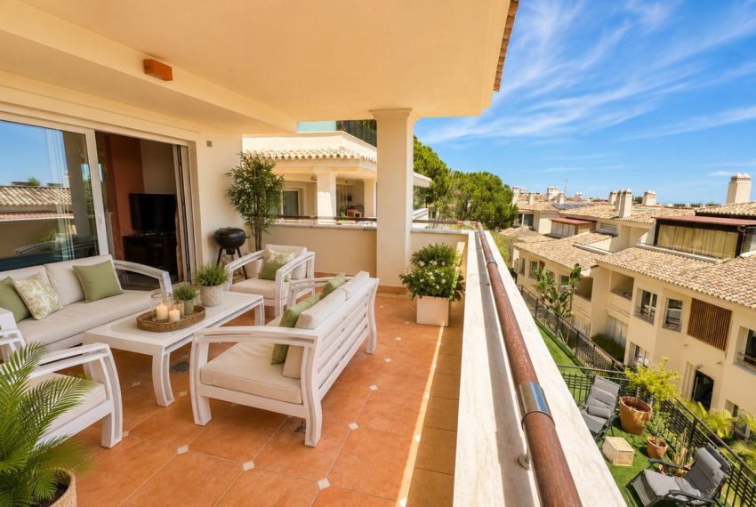 R5394382-Apartment-For-Sale-Sierra-Blanca-Middle-Floor-Apartment-3-Beds-147-Built-5