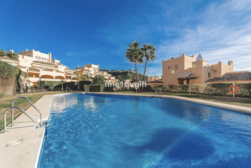 R5394994-Apartment-For-Sale-Elviria-Penthouse-3-Beds-180-Built-12