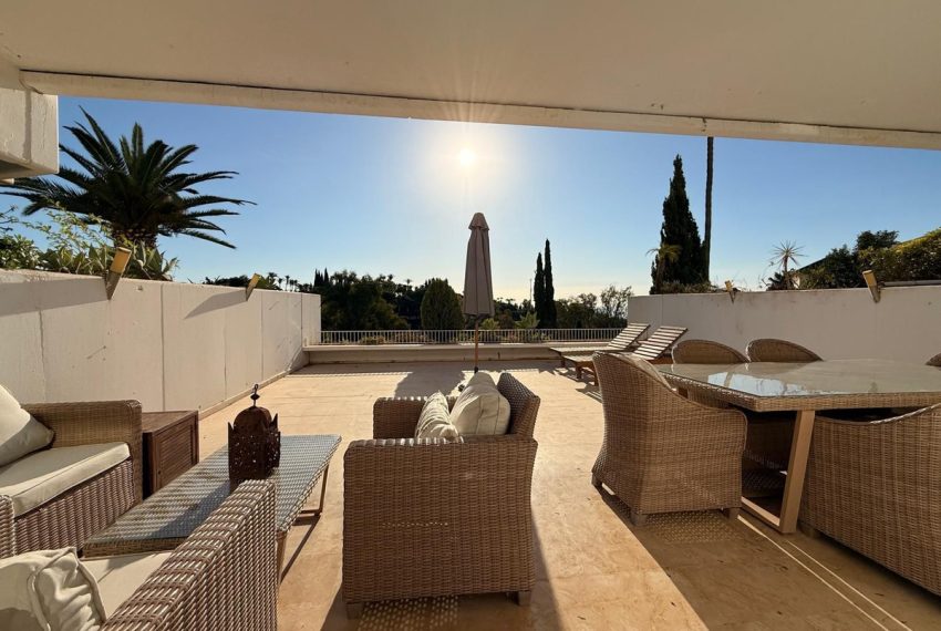 R5395126-Apartment-For-Sale-The-Golden-Mile-Ground-Floor-Apartment-2-Beds-115-Built-18