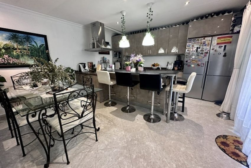 R5395669-Apartment-For-Sale-San-Pedro-de-Alcantara-Ground-Floor-Apartment-4-Beds-110-Built-14