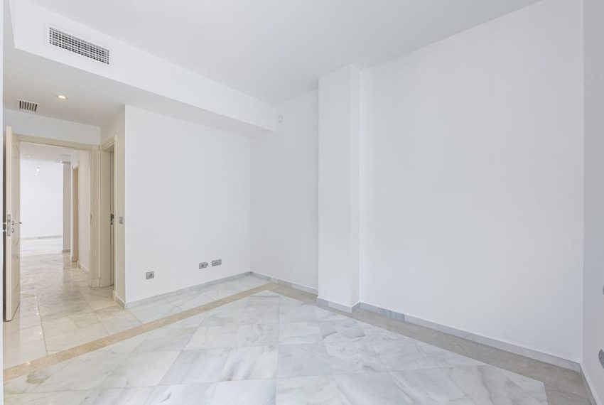 R5395705-Apartment-For-Sale-Aloha-Middle-Floor-Apartment-2-Beds-107-Built-7