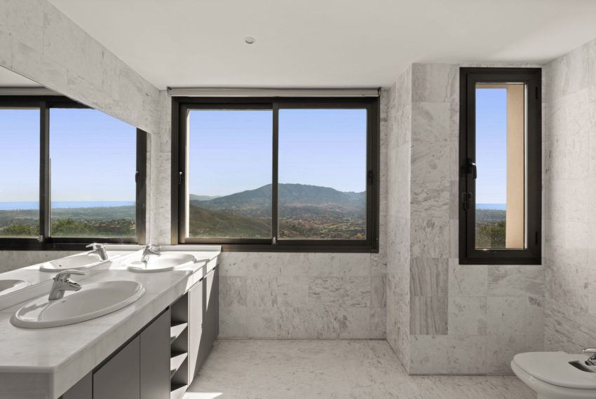 R5396002-Apartment-For-Sale-La-Mairena-Penthouse-2-Beds-177-Built-5