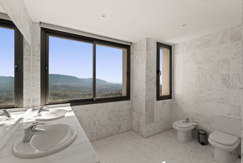 R5396002-Apartment-For-Sale-La-Mairena-Penthouse-2-Beds-177-Built-6