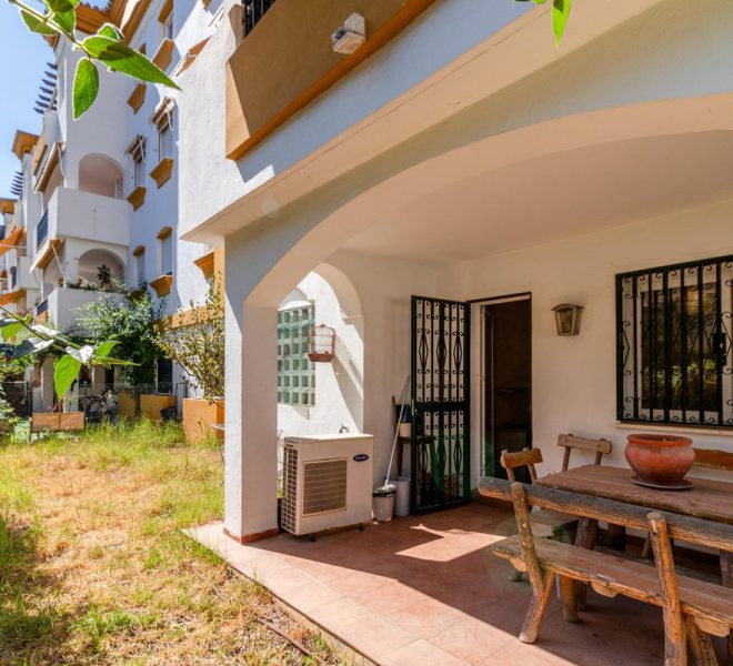 R5396374-Image 1-Middle Floor Apartment - 3 Beds - 74 Built