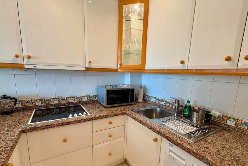 R5396620-Apartment-For-Sale-Marbella-Top-Floor-Apartment-1-Beds-55-Built-3