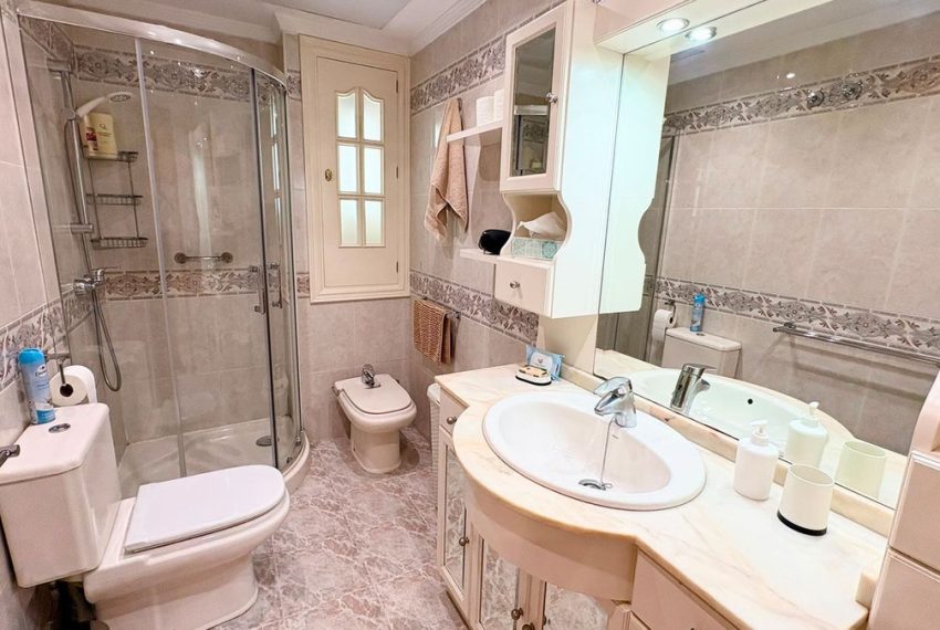 R5396620-Apartment-For-Sale-Marbella-Top-Floor-Apartment-1-Beds-55-Built-5