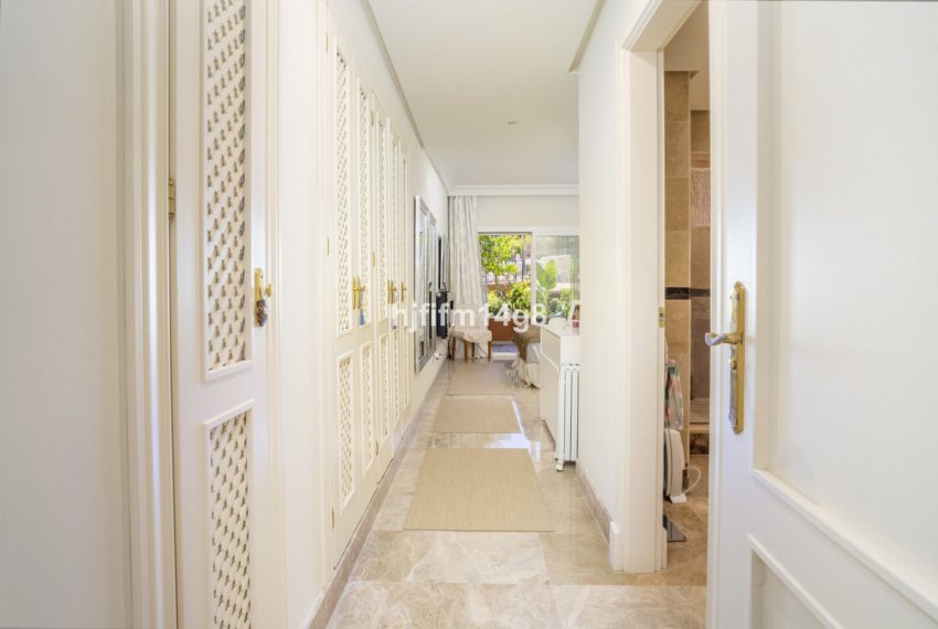R5396758-Apartment-For-Sale-Nueva-Andalucia-Ground-Floor-Apartment-3-Beds-169-Built-13