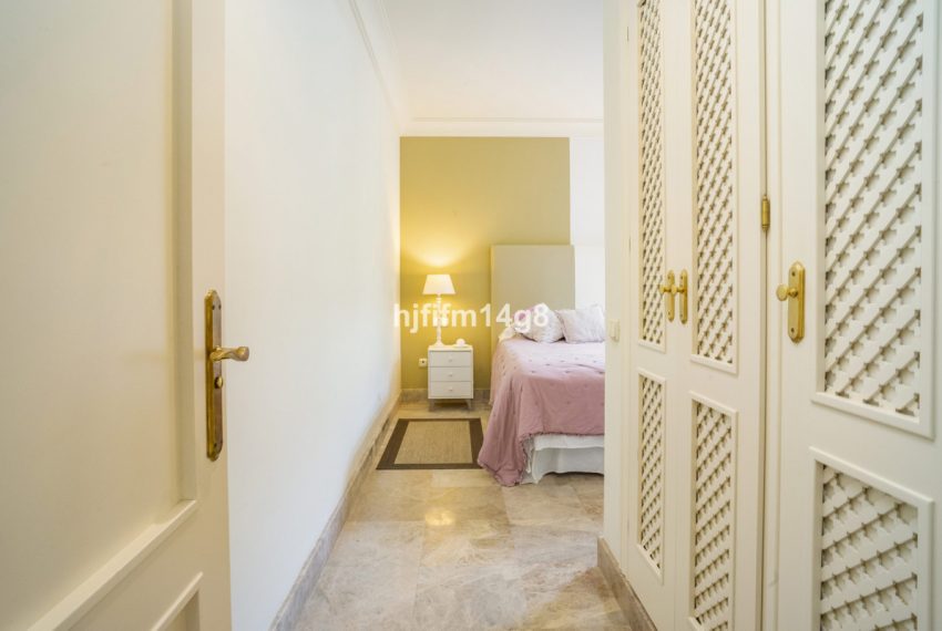 R5396758-Apartment-For-Sale-Nueva-Andalucia-Ground-Floor-Apartment-3-Beds-169-Built-18