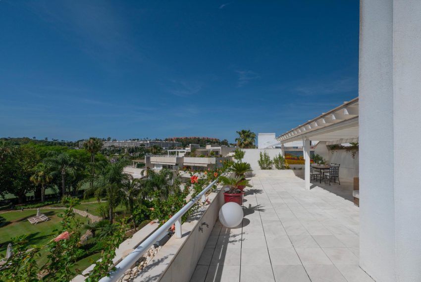 R5396830-Apartment-For-Sale-Nueva-Andalucia-Penthouse-Duplex-4-Beds-669-Built-12