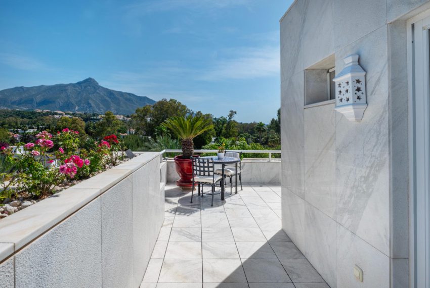 R5396830-Apartment-For-Sale-Nueva-Andalucia-Penthouse-Duplex-4-Beds-669-Built-13