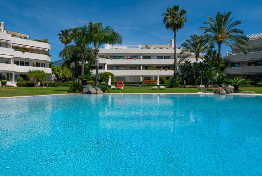 R5396830-Apartment-For-Sale-Nueva-Andalucia-Penthouse-Duplex-4-Beds-669-Built-3