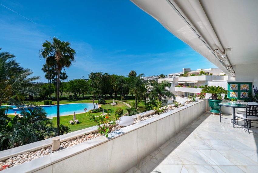 R5396830-Apartment-For-Sale-Nueva-Andalucia-Penthouse-Duplex-4-Beds-669-Built