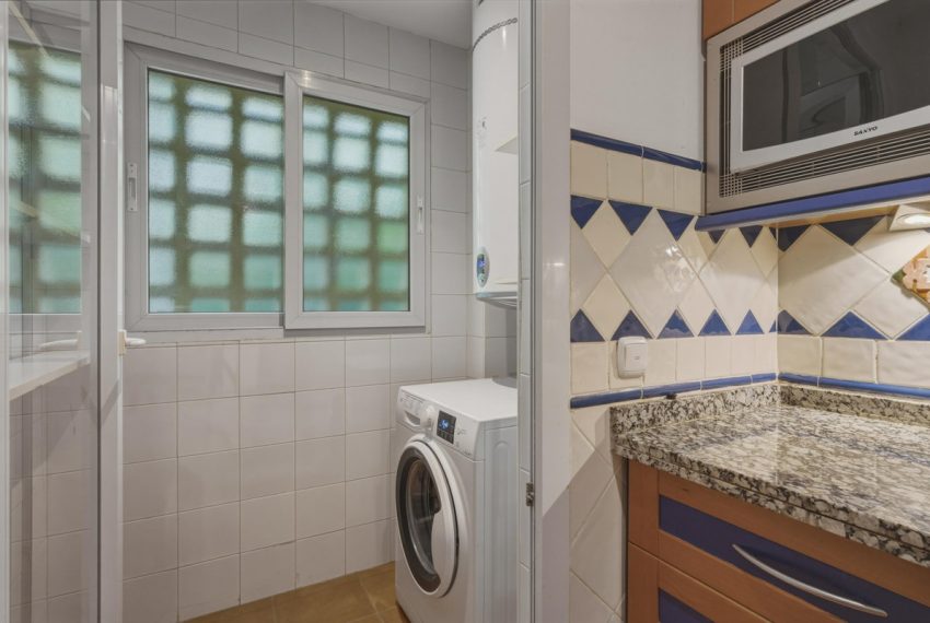 R5396875-Apartment-For-Sale-The-Golden-Mile-Middle-Floor-Apartment-2-Beds-113-Built-11