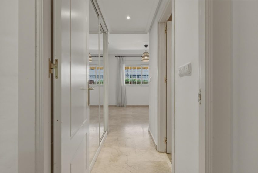 R5396875-Apartment-For-Sale-The-Golden-Mile-Middle-Floor-Apartment-2-Beds-113-Built-16