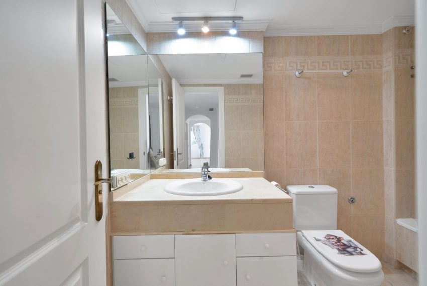 R5397184-Apartment-For-Sale-Marbella-Middle-Floor-Apartment-3-Beds-109-Built-3