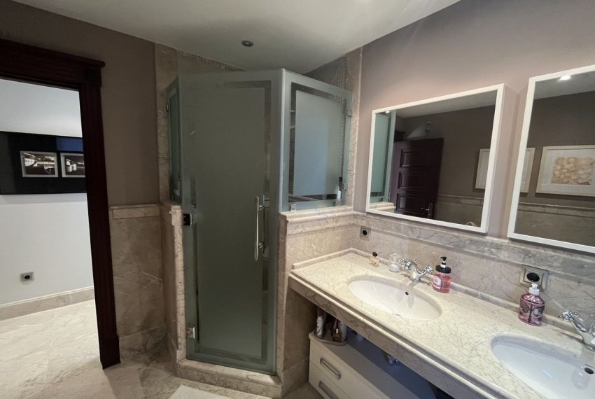 R5397421-Apartment-For-Sale-Marbella-Ground-Floor-Apartment-3-Beds-196-Built-10