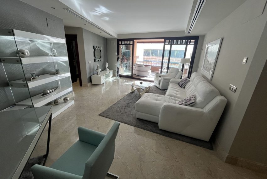 R5397421-Apartment-For-Sale-Marbella-Ground-Floor-Apartment-3-Beds-196-Built-2