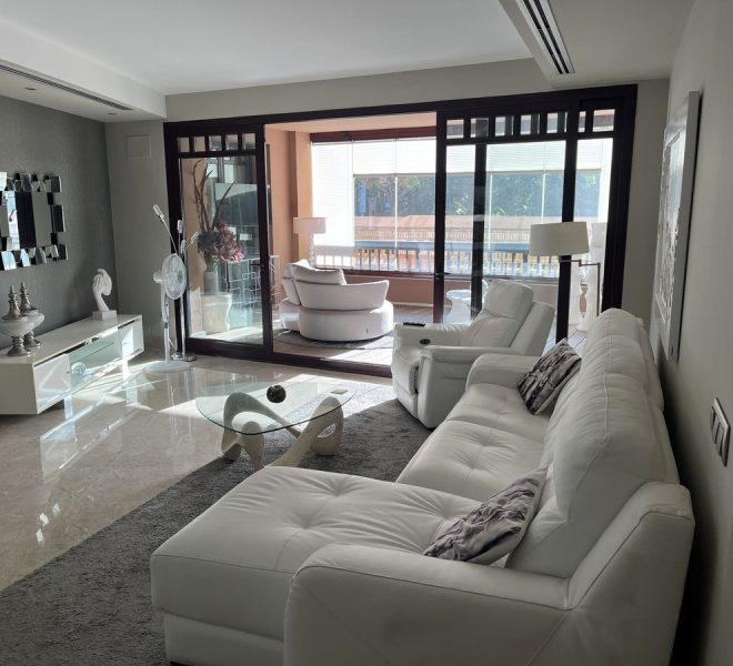 R5397421-Image 1-Ground Floor Apartment - 3 Beds - 196 Built
