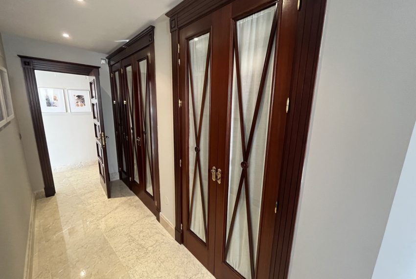 R5397421-Apartment-For-Sale-Marbella-Ground-Floor-Apartment-3-Beds-196-Built-8
