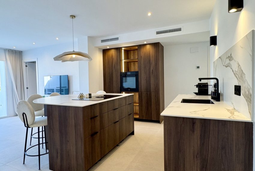 R5398336-Apartment-For-Sale-La-Quinta-Penthouse-3-Beds-200-Built-6