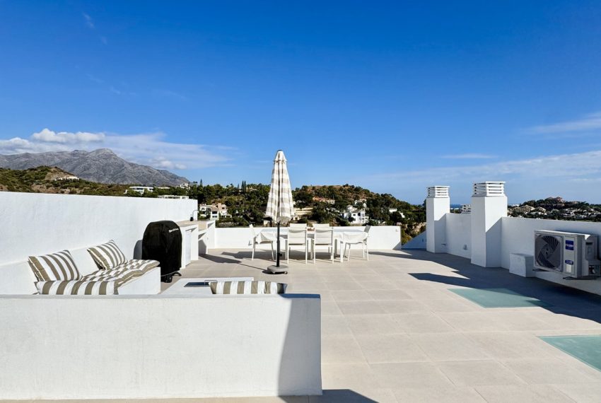 R5398336-Apartment-For-Sale-La-Quinta-Penthouse-3-Beds-200-Built
