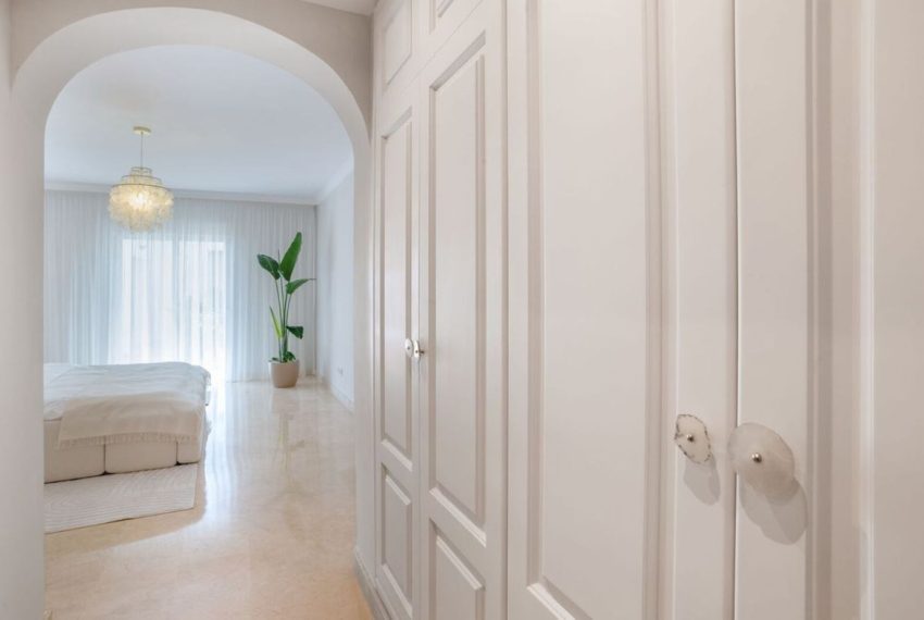 R5398519-Apartment-For-Sale-Marbella-Ground-Floor-Apartment-3-Beds-185-Built-10
