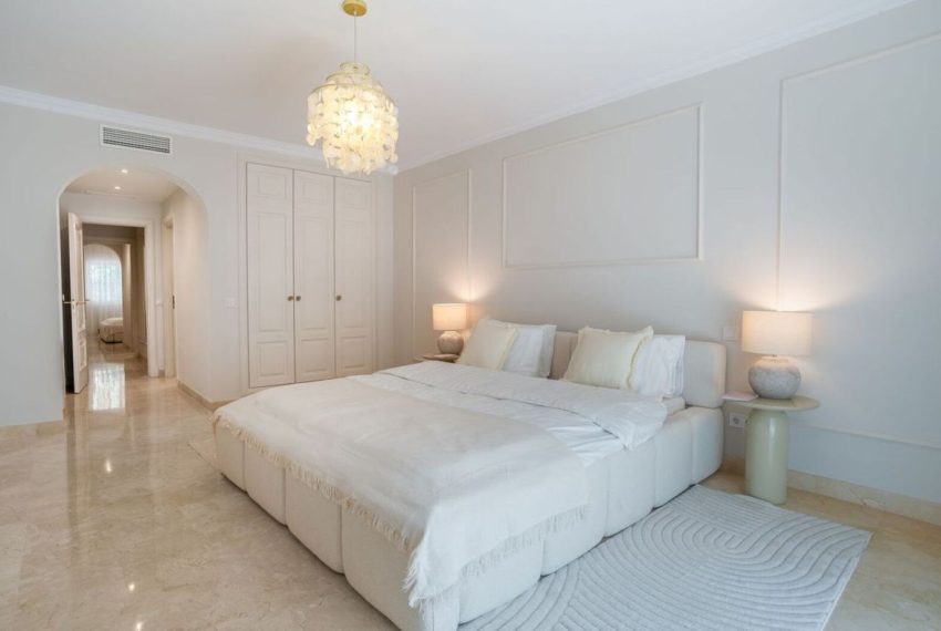 R5398519-Apartment-For-Sale-Marbella-Ground-Floor-Apartment-3-Beds-185-Built-7