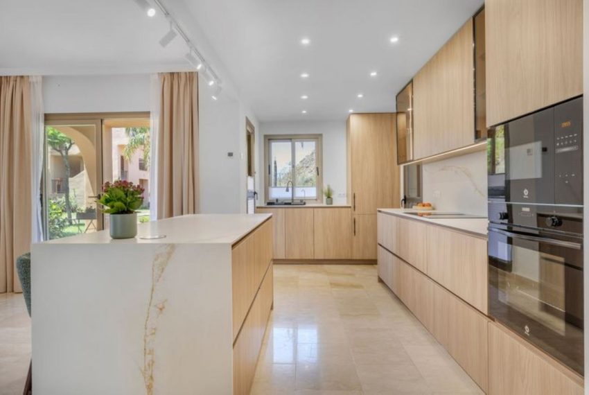 R5398537-Apartment-For-Sale-Benahavis-Ground-Floor-Apartment-3-Beds-136-Built-14