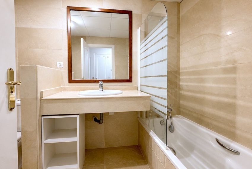 R5398630-Apartment-For-Sale-San-Pedro-de-Alcantara-Ground-Floor-Apartment-2-Beds-113-Built-4